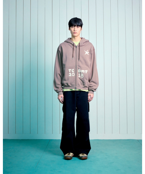 THECOLDESTMOMENT(ザコールデストモーメント)の「TCM logo applique hooded zip-up (brown)(パーカー・レディース・その他・MEDIUM/LARGE/SMALL)」の11枚目の写真