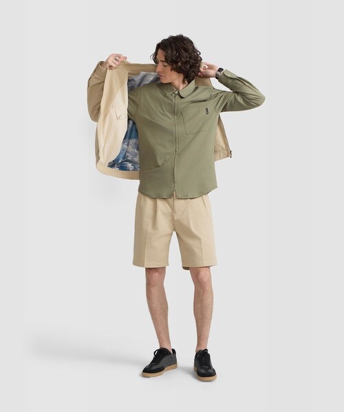 agnes b.(アニエスベー)の「メンズ コットン 長袖 ジップシャツ "Metro"(シャツ/ブラウス・メンズ・グリーン系その他・2/1)」の2枚目の写真