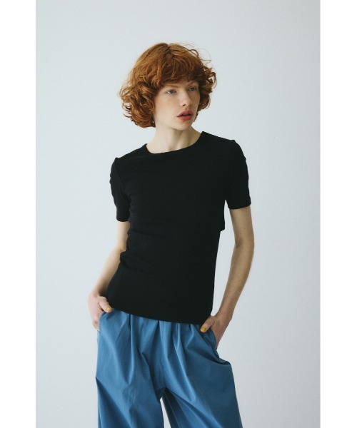 HeRIN.CYE（ヘリンドットサイ）の「Back open cut tops　　バックオープンカットトップス（Tシャツ/カットソー・レディース・ライトピンク/ブラック/オフホワイト・FREE）」の6枚目の写真