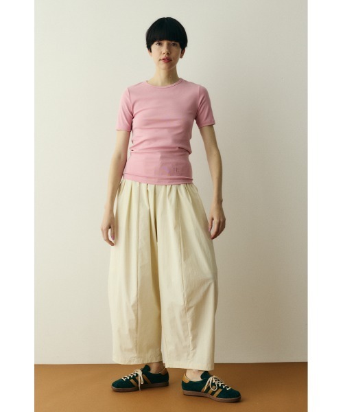 HeRIN.CYE（ヘリンドットサイ）の「Back open cut tops　　バックオープンカットトップス（Tシャツ/カットソー・レディース・ライトピンク/ブラック/オフホワイト・FREE）」の15枚目の写真