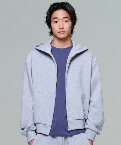 ERA(エラ)の「UNISEX ERA OVERSIZED HOODED ZIP-UP - MELANGE GRAY(パーカー・レディース・グレー・LARGE/SMALL/MEDIUM)」の8枚目の写真