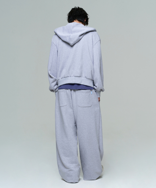 ERA(エラ)の「UNISEX ERA OVERSIZED HOODED ZIP-UP - MELANGE GRAY(パーカー・レディース・グレー・LARGE/SMALL/MEDIUM)」の12枚目の写真