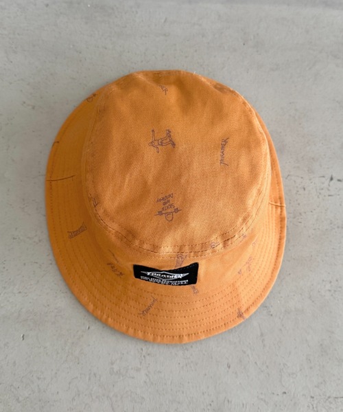 THRASHER(スラッシャー)の「THRASHER ロゴワッペン キッズ バケットハット(総柄デザイン)(ハット・キッズ・キャメル/ネイビー/ブラック・54cm)」の8枚目の写真