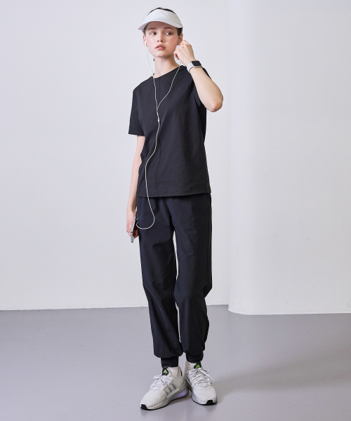 BASIC HOUSE(ベーシックハウス)の「レディース スーパー ストレッチ スパン バンディング ジョガーパンツ ブラック(スウェットパンツ・レディース・ブラック・26inch/28inch/30inch/32inch)」の8枚目の写真