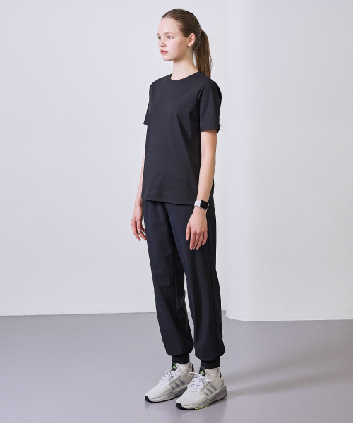 BASIC HOUSE(ベーシックハウス)の「レディース スーパー ストレッチ スパン バンディング ジョガーパンツ ブラック(スウェットパンツ・レディース・ブラック・26inch/28inch/30inch/32inch)」の10枚目の写真