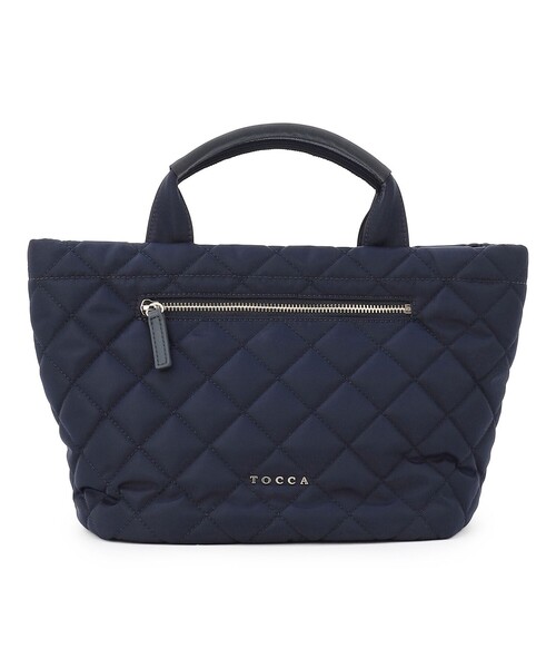 TOCCA(トッカ)の「TRACE PAVE FASTENER TOTE ナイロンキルトバッグ(トートバッグ・レディース・レッド系/ブラック系/ネイビー系/ベージュ系・F)」の18枚目の写真