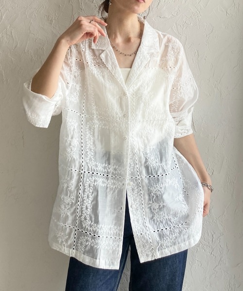 She's Closet(シーズクローゼット)の「花柄 パッチワーク風 刺繍レース 長袖 テーラード シアー シャツ ジャケット(テーラードジャケット・レディース・ブラック/オフホワイト・FREE)」の1枚目の写真