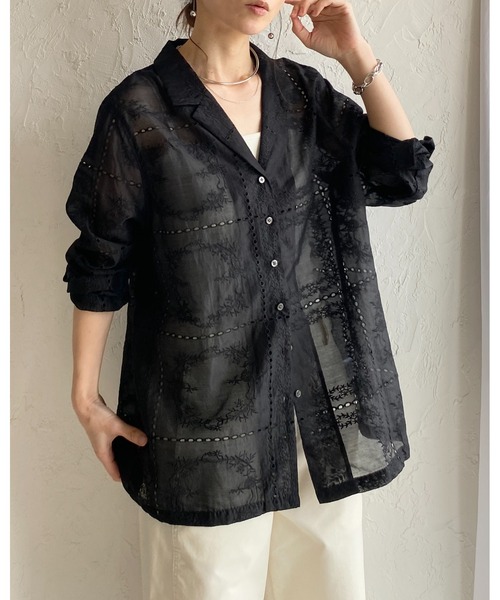 She's Closet(シーズクローゼット)の「花柄 パッチワーク風 刺繍レース 長袖 テーラード シアー シャツ ジャケット(テーラードジャケット・レディース・ブラック/オフホワイト・FREE)」の12枚目の写真