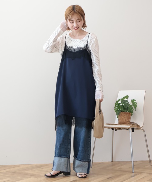 AMERICAN HOLIC(アメリカンホリック)の「レースサテンキャミワンピース(ワンピース・レディース・アイボリー/ネイビー・FREE)」の4枚目の写真