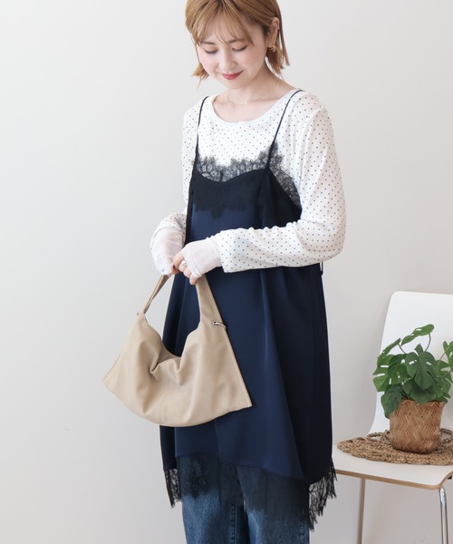 AMERICAN HOLIC(アメリカンホリック)の「レースサテンキャミワンピース(ワンピース・レディース・アイボリー/ネイビー・FREE)」の15枚目の写真