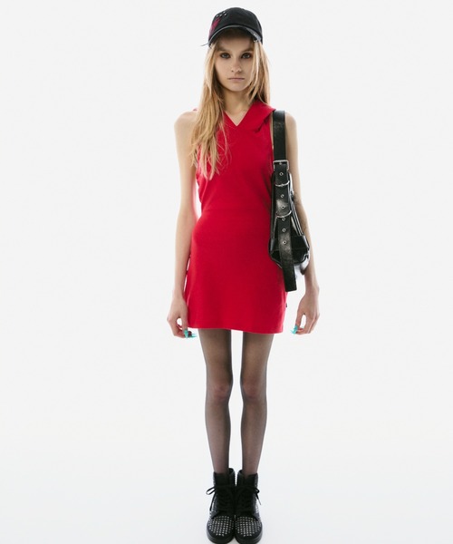 BLONDEY(ブロンディ)の「SCRIPT LOGO HOODIE MINI ONE PIECE(ワンピース・レディース・レッド/グレー/ブラック・FREE)」の21枚目の写真