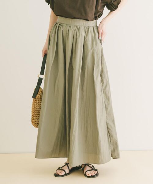ITEMS URBANRESEARCH(アイテムズ アーバンリサーチ)の「ワッシャーナイロンギャザースカート(スカート・レディース・ブラック/カーキ/ホワイト系その他・FREE)」の3枚目の写真