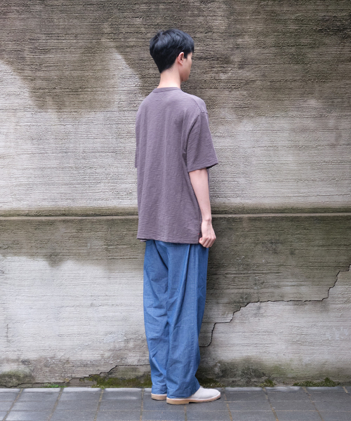HORLISUN(ホーリーサン)の「Lawrence Slub Short Sleeve T-shirt Charcoal(Tシャツ/カットソー・メンズ・その他・LARGE/SMALL/MEDIUM)」の4枚目の写真
