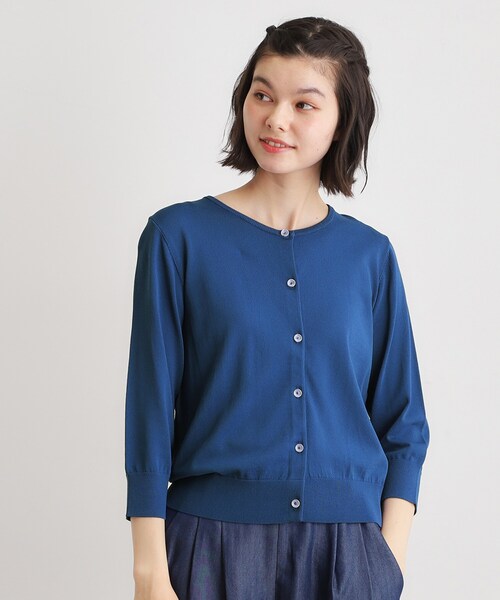 LAURA ASHLEY(ローラアシュレイ)の「【定番人気!接触冷感/UVカット】クリアボタンカーディガン(カーディガン/ボレロ・レディース・ライトブルー/ネイビー/ホワイト/ライトイエロー系・38/40)」の3枚目の写真