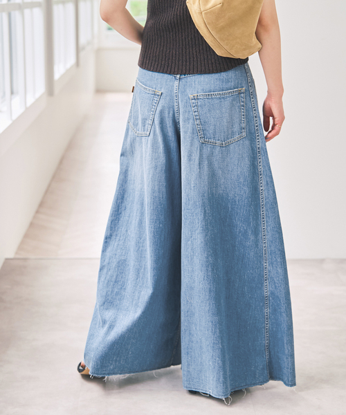 Spick & Span(スピックアンドスパン)の「5 1/2 8oz FLARE-LINE DEIM(デニムパンツ・レディース・サックスブルー/ホワイト・27/28)」の12枚目の写真