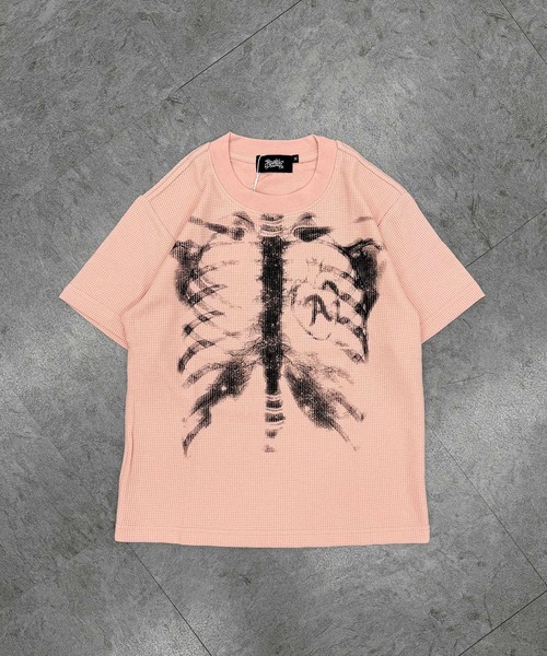 ATMARK(アットマーク)の「《2サイズ展開 / UNISEX 》ATMARK ボーンサーマル半袖Tシャツ 骨(Tシャツ/カットソー・メンズ・ピンク/ブラック・L/M)」の4枚目の写真