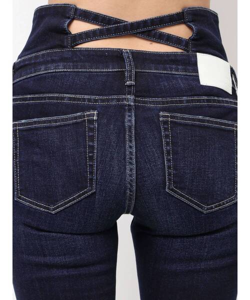 GYDA(ジェイダ)の「ハイウエストBACKクロスダメージフレアデニムパンツ(デニムパンツ・レディース・ライトブルー/インディゴブルー/ブラック・MEDIUM/X-SMALL/SMALL)」の17枚目の写真