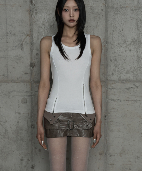 ETRE AU SOMMET(エトレオソメ)の「Unbal Panel Open Zipper Point Sleeve (Ivory)(Tシャツ/カットソー・レディース・アイボリー・FREE)」の1枚目の写真