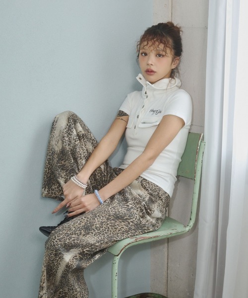 d.i.a.(ダイヤ)の「ミリタリーポケットリブTシャツ(Tシャツ/カットソー・レディース・レッド/ホワイト/ブラック/イエロー/ベージュ・FREE)」の15枚目の写真