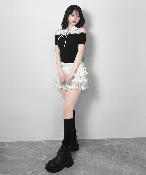 FOLLOWIN(フォロウィン)の「レイヤードカラ―リボンオフショルトップス(シャツ/ブラウス・レディース・ブラック/グレー・FREE)」の9枚目の写真