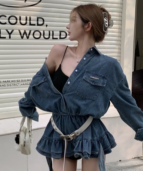 LAMPOON(ランプーン)の「ティアードデニムワンピース(ワンピース・レディース・ブルー・LARGE/MEDIUM)」の13枚目の写真