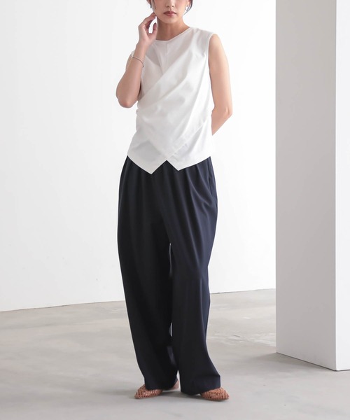for/c(フォーシー)の「トルココットンクロスデザインノースリーブ【サスティナブル】(Tシャツ/カットソー・レディース・オフホワイト/ブラック・M/L)」の8枚目の写真