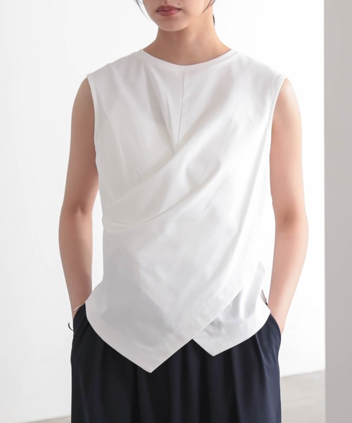 for/c(フォーシー)の「トルココットンクロスデザインノースリーブ【サスティナブル】(Tシャツ/カットソー・レディース・オフホワイト/ブラック・M/L)」の3枚目の写真