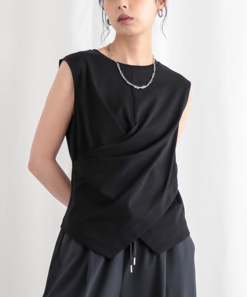 for/c(フォーシー)の「トルココットンクロスデザインノースリーブ【サスティナブル】(Tシャツ/カットソー・レディース・オフホワイト/ブラック・M/L)」の12枚目の写真
