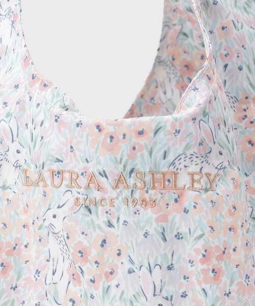 LAURA ASHLEY(ローラアシュレイ)の「【撥水・防水加工】ラックリー メドウ柄 レインパッカブルトートバッグ(エコバッグ/サブバッグ・レディース・イエロー系その他2/ライトパープル/ターコイズブルー系9・00)」の16枚目の写真