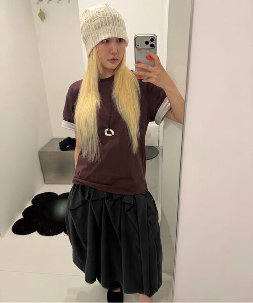 SLOWACID（スローアシッド）の「SA REFINED FLIP-CUFF SEMI-CROP TEE [DARK PLUM]（Tシャツ/カットソー・レディース・その他・SMALL/MEDIUM/LARGE/X-LARGE）」の14枚目の写真