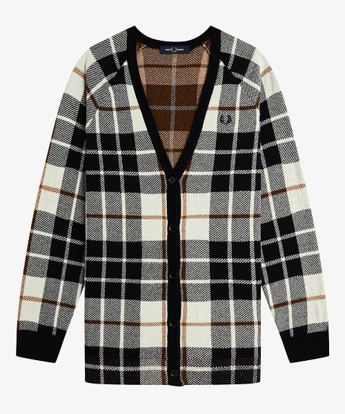FRED PERRY(フレッドペリー)の「Boucle Tartan Cardigan/ブークレタータンチェックカーディガン(カーディガン/ボレロ・レディース・ベージュ・10)」の6枚目の写真