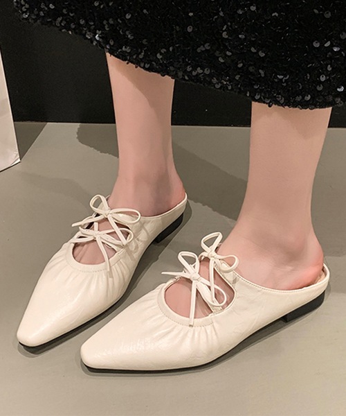 Lace Ladies（レースレディース）の「ダブルリボン ポインテッドトゥ レザー調 ミュール パンプス（サンダル・レディース・シルバー/アイボリー・23.5cm/24cm/24.5cm/25cm/22.5cm/23cm）」の3枚目の写真
