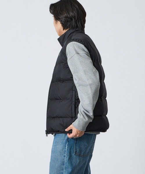 FRED PERRY（フレッドペリー）の「【WEB先行予約】[FRED PERRY/フレッドペリー] ワンポイントロゴ刺繍 インサレート 中綿ベスト（ベスト・レディース・ブラック・L/M）」の16枚目の写真