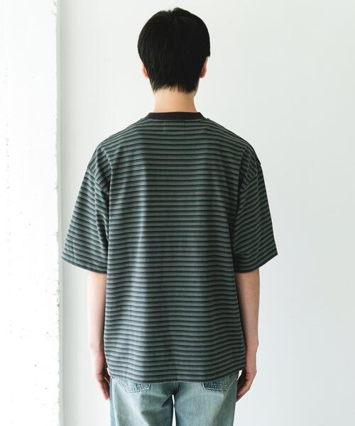 URBAN RESEARCH DOORS（アーバンリサーチドアーズ）の「OUTDOOREXCHANGE ボーダーTシャツ（Tシャツ/カットソー・メンズ・グレー系その他/ベージュ系その他・MEDIUM/LARGE）」の17枚目の写真