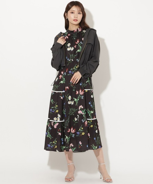 AND COUTURE（アンドクチュール）の「ブーケフラワーホルターネックワンピース（ワンピース・レディース・グリーン系その他/ブラック系その他/ホワイト系その他・FREE）」の15枚目の写真