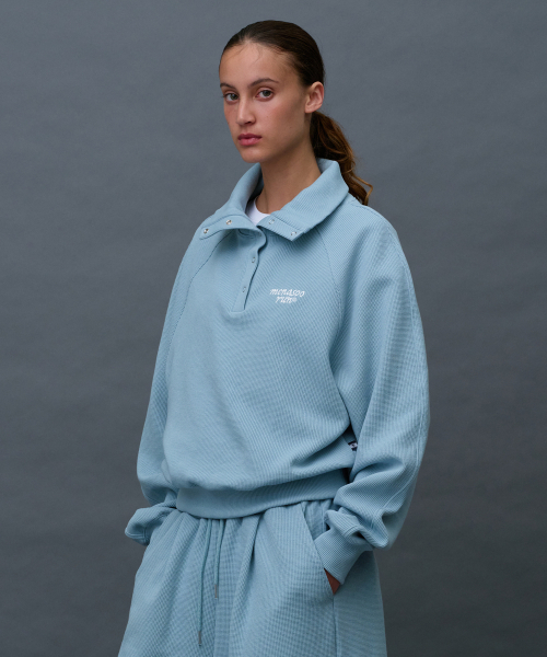 MENASOO（ミナス）の「Snap Waffle Sweatshirt_Skyblue（スウェット・レディース・スカイブルー・F）」の7枚目の写真
