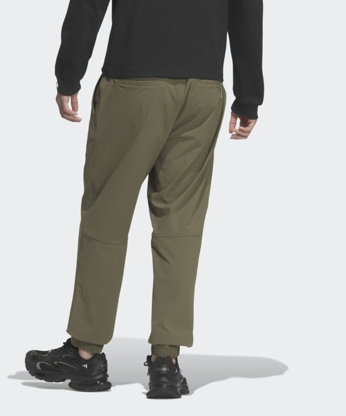adidas(アディダス)の「エッセンシャルプラス レギュラーフィット ストレッチ ウーブン フルレングス ジョガー パンツ / アディダス adidas(その他パンツ・メンズ・カーキ・XX-LARGE/SMALL/MEDIUM/LARGE/3XL/X-SMALL/X-LARGE)」の2枚目の写真