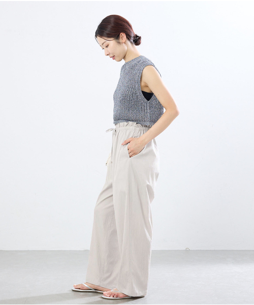 IENA（イエナ）の「《接触冷感/UVカット》マットツイルイージーパンツ（その他パンツ・レディース・ブラック/ピンク/ベージュ・38/36）」の7枚目の写真