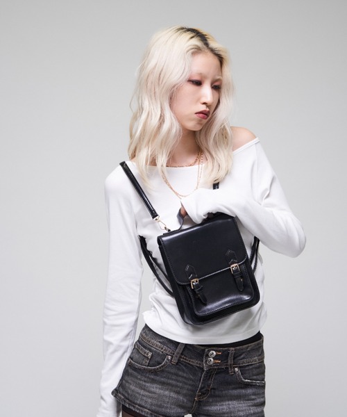 WHO'S WHO gallery(フーズフーギャラリー)の「【WEB限定】2way クラシックミニバッグ(バックパック/リュック・レディース・ブラウン/ブラック・FREE)」の4枚目の写真
