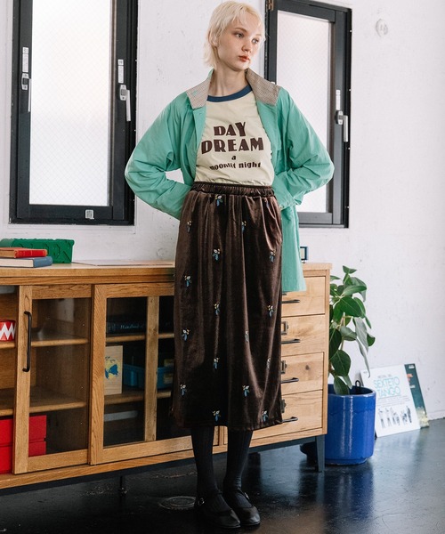 POU DOU DOU(プードゥドゥ)の「ベロアフラワー刺繍スカート(スカート・レディース・ブラウン/ダークグレー・3)」の16枚目の写真