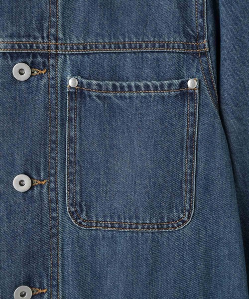 ADAM ET ROPE'(アダムエロペ)の「【WEB限定】デニムシャツロングワンピース(シャツワンピース・レディース・ブラック/ブルー・36/38)」の20枚目の写真