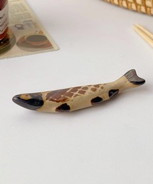 Ein（アイン）の「Ein/【ほっこりアニマル】ロング ネコ＆イヌ 陶器 箸置き / アニマル カトラリーレスト（カトラリー）」