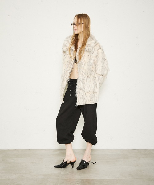 FTW(エフティダブリュー)の「REVERSIBLE FUR COAT(その他アウター・レディース・ライトグリーン/ブラック・FREE)」の4枚目の写真
