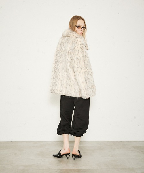 FTW(エフティダブリュー)の「REVERSIBLE FUR COAT(その他アウター・レディース・ライトグリーン/ブラック・FREE)」の5枚目の写真