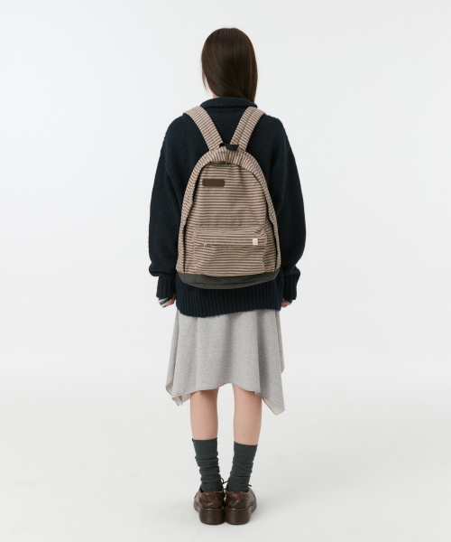 OHESHIO(オヘシオ)の「JERSEY STRIPE バックパック、ブラウン(バックパック/リュック・レディース・その他・FREE)」の8枚目の写真