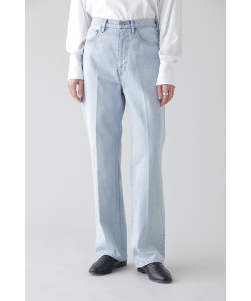YLEVE(イレーヴ)の「YLEVE / 13.5oz DENIM PRESSED 5P FADE(デニムパンツ・レディース・ブルー・2)」の1枚目の写真