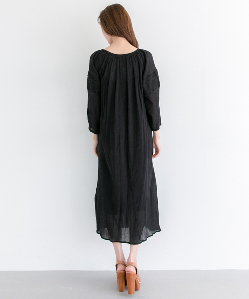 URBAN RESEARCH（アーバンリサーチ）の「UR 刺繍マキシワンピース（ワンピース・レディース・オフホワイト/ブラック・FREE）」の7枚目の写真