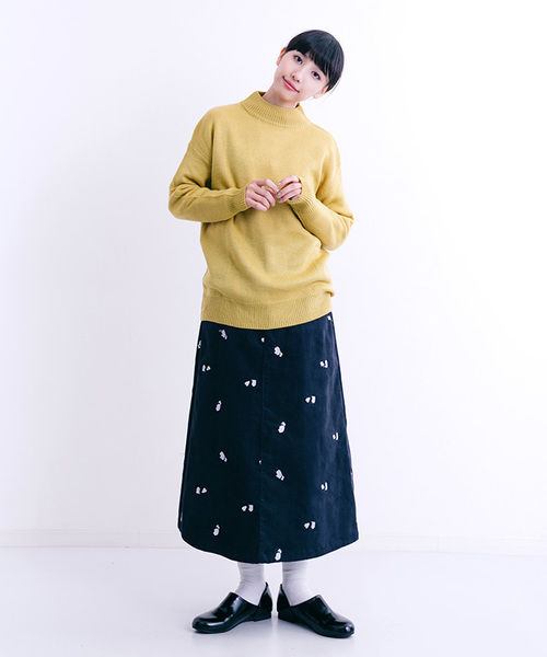 MERLOT(メルロー)の「ハイネックニットプルオーバー5853(ニット/セーター・レディース・ホワイト/ブラウン/イエロー系その他/ブラック/ネイビー/グリーン/ライトブルー/オフホワイト/ライトグレー/ピンク/キャメル/ブラウン系その他/イエロー/チェリーピンク/ブルーグリーン・FREE)」の21枚目の写真