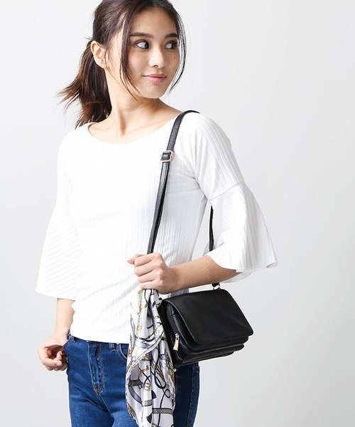 WEGO(ウィゴー)の「WEGO/【2点セット】スカーフ付き多機能ショルダーバッグ(ショルダーバッグ・レディース・ブラック/ホワイト/レッド・FREE)」の10枚目の写真