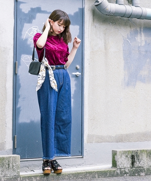 WEGO(ウィゴー)の「WEGO/【2点セット】スカーフ付き多機能ショルダーバッグ(ショルダーバッグ・レディース・ブラック/ホワイト/レッド・FREE)」の17枚目の写真